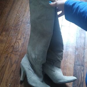 Size 6 heeled boots